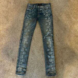 Amari Bleach bandana jean 2022 skinny jeans/Tags